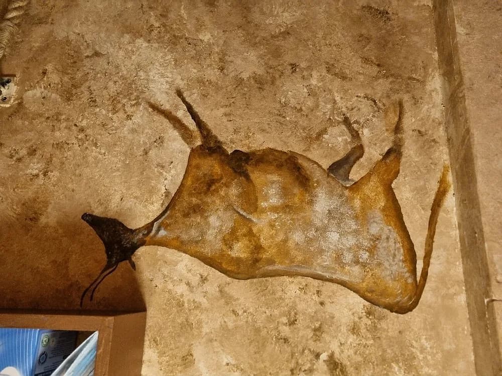 Painted wall detail