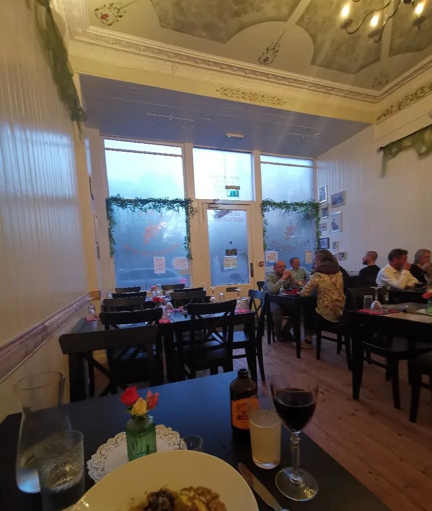 An evening in the dining room